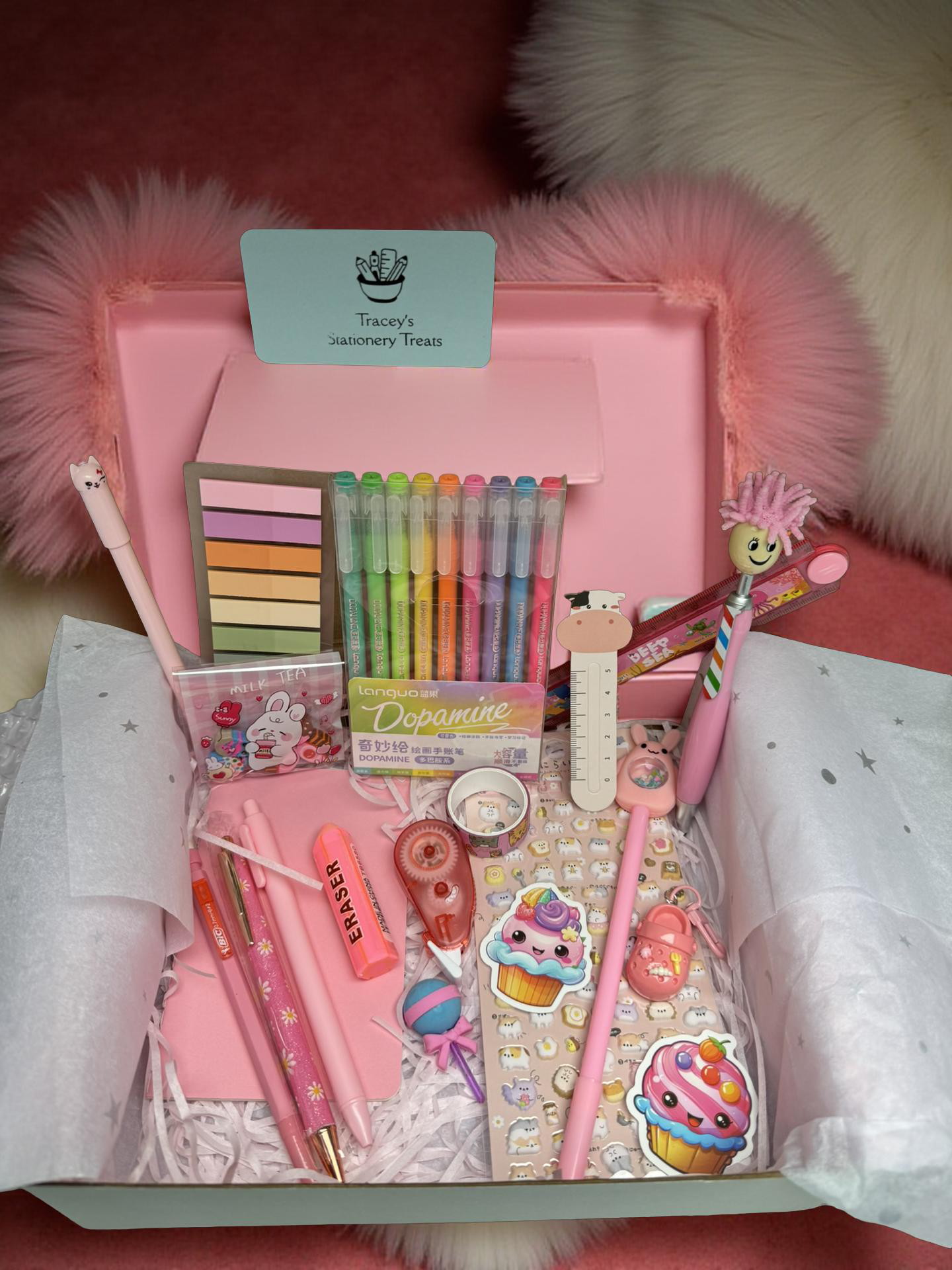 Medium Gift Box – A Little Extra Treat